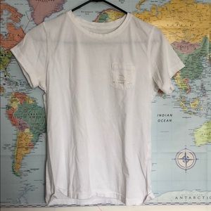 Vineyard Vines T-shirt